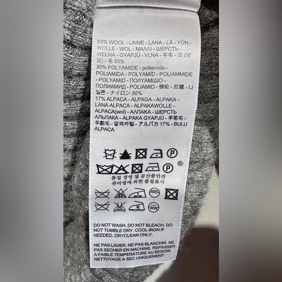 Levi’s Wool Sweater - Picture 3 of 4